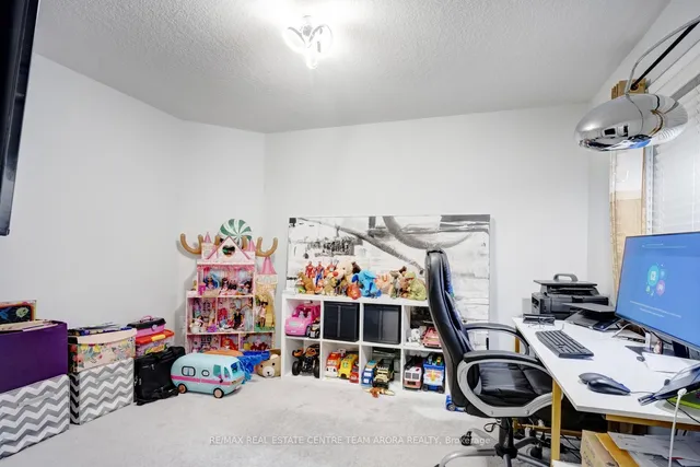 Additional image 27 of 74 Abercrombie Cres