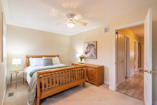 Additional image 25 of 81 Segwun Rd