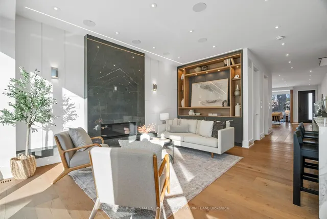 Additional image 15 of 39 Sharron Dr