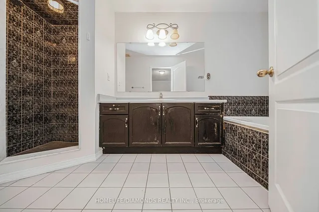 Additional image 25 of 90 MONACO Crt