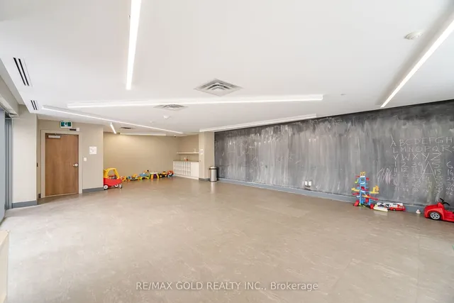 Additional image 38 of 5025 Four Springs Ave Unit 509