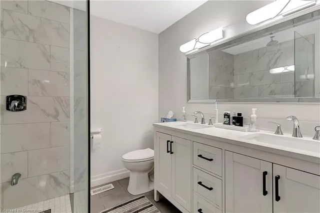 Additional image 23 of 806 Westmount Rd