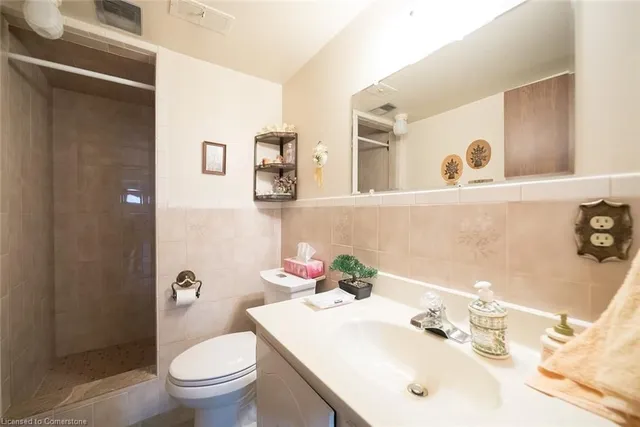 Additional image 23 of 783 Lawrence Rd