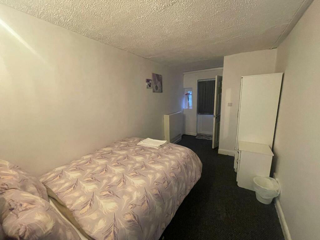 Additional image 34 of Birmingham Road, Marlbrook