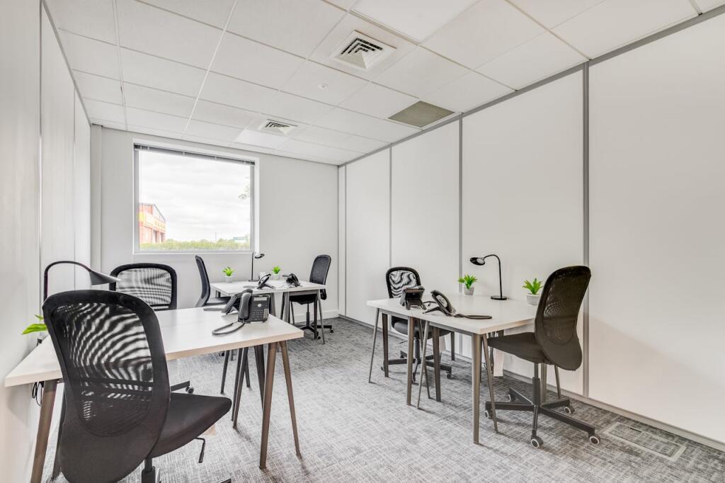 Additional image 2 of 26 Bridge Road East, Welwyn Garden City, AL7 1HL