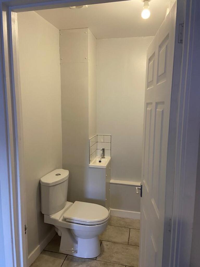 Additional image 5 of Trowbridge. Silver Street