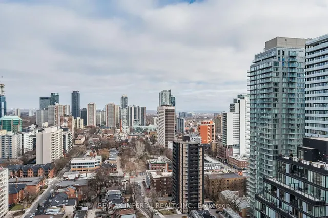 Additional image 37 of 3 Gloucester St Unit 2706