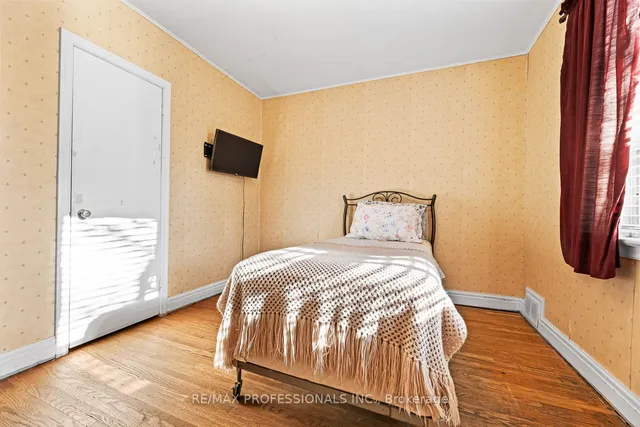 Additional image 18 of 138 Perry Cres