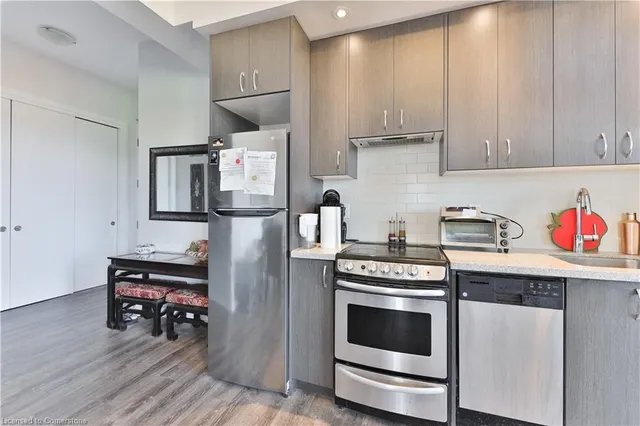 Additional image 14 of 457 Plains Rd Unit 18