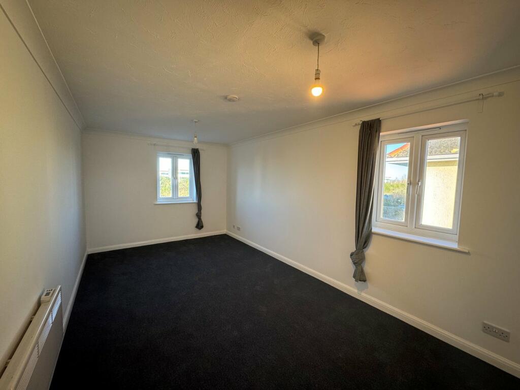 Additional image 4 of Walsingham Close, Hatfield, AL10