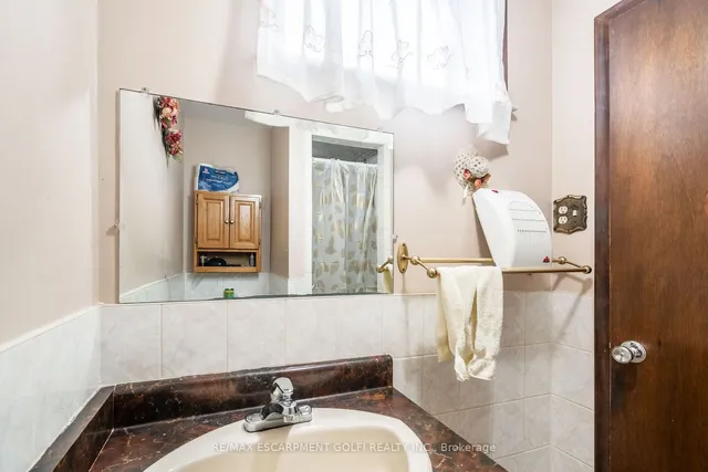 Additional image 24 of 662 West 5th St