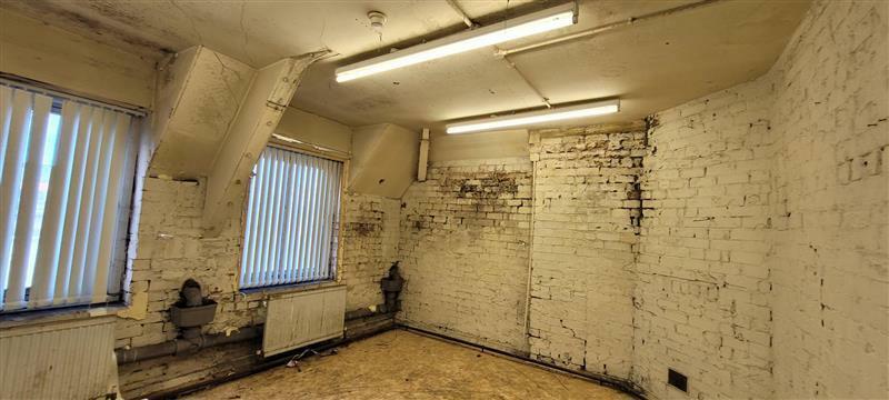 Additional image 19 of Upper Floors, 32 Manchester Road, Burnley, Lancashire, BB11 1HH