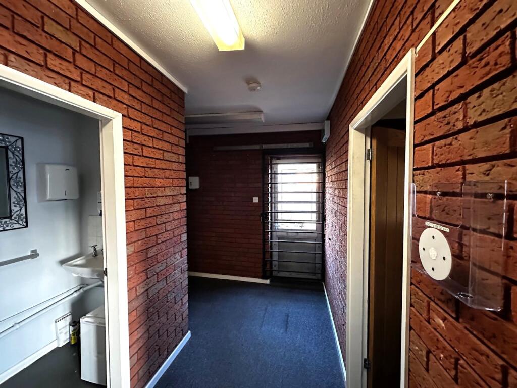 Additional image 10 of Unit 7, Broadwyn Trading Estate, Cradley Heath, B64 6PS