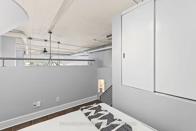 Additional image 16 of 1001 Roselawn Ave Unit 112