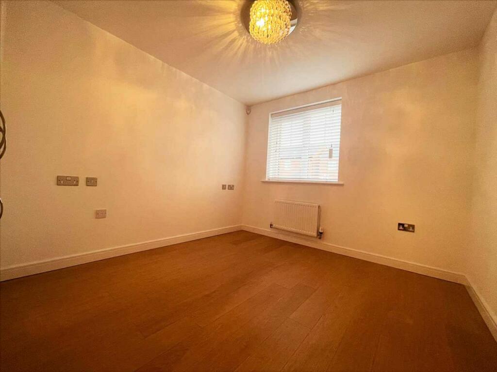 Additional image 4 of New Meadow Close, Solihull, Shirley