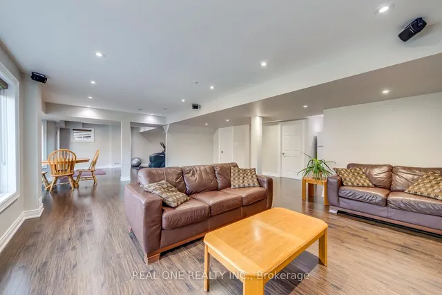 Additional image 30 of 2369 Awenda Dr