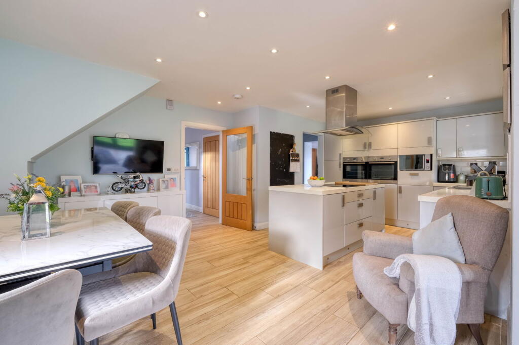 Additional image 13 of Arrow View, Studley, B80 7FH