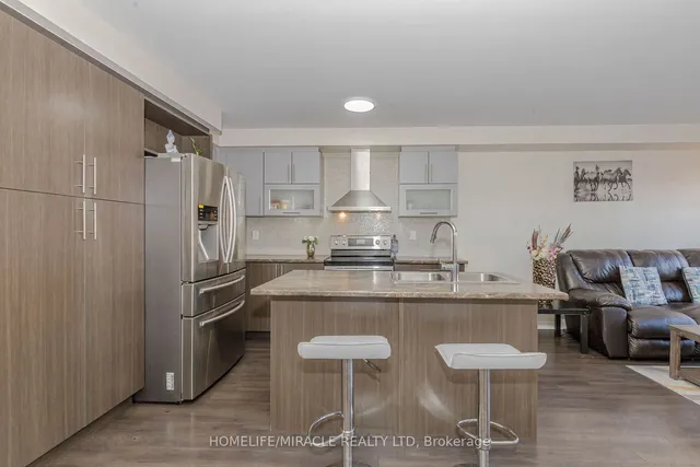 Additional image 10 of 138 Baffin Cres