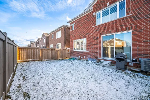 Additional image 40 of 1215 Elderberry Cres