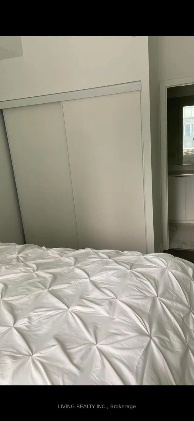 Additional image 8 of 7 Golden Lion Hts Unit N433