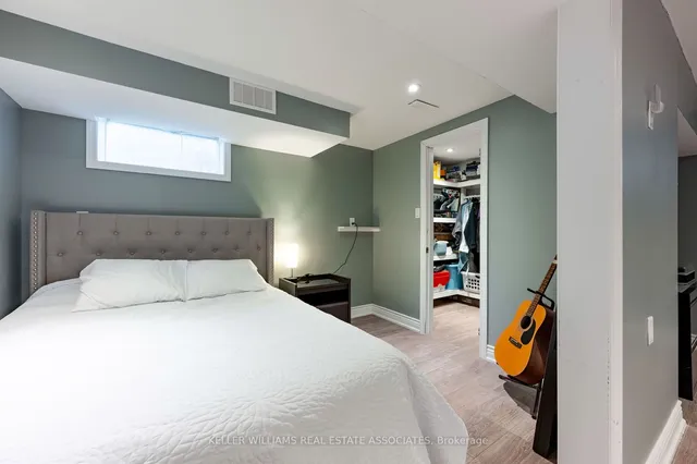 Additional image 34 of 31 Harmsworth Ave