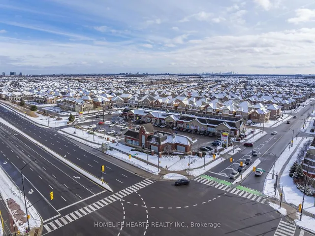 Additional image 40 of 250 Lagerfeld Dr Unit 11