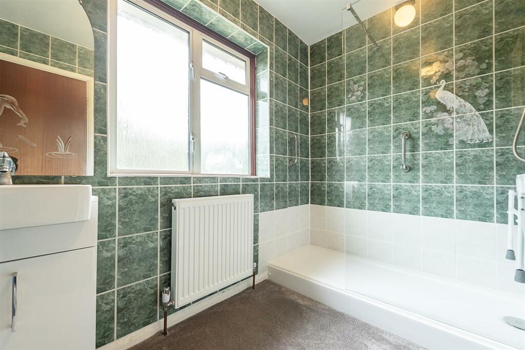 Additional image 9 of Springfield Crescent, Harpenden