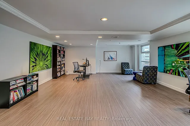 Additional image 35 of 50 Lombard St Unit 1005