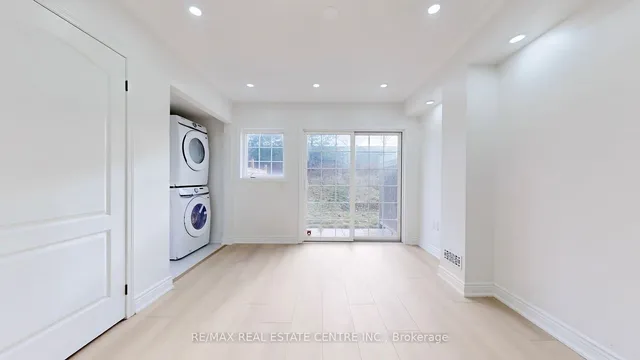 Additional image 27 of 51 Denison Ave