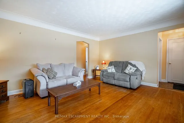 Additional image 7 of 35 Wildewood Ave