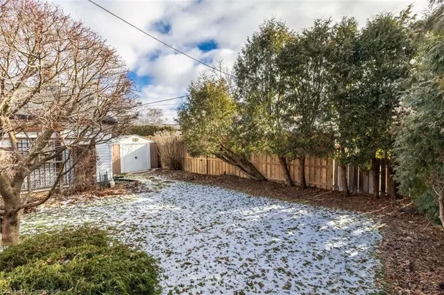 Additional image 34 of 2326 Redfern Rd