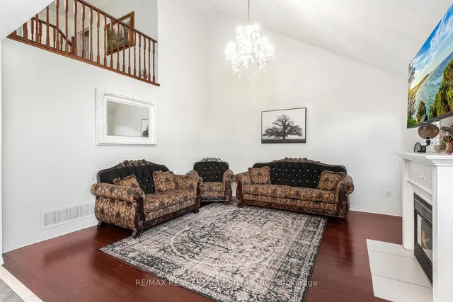 Additional image 12 of 1015 Vickerman Way