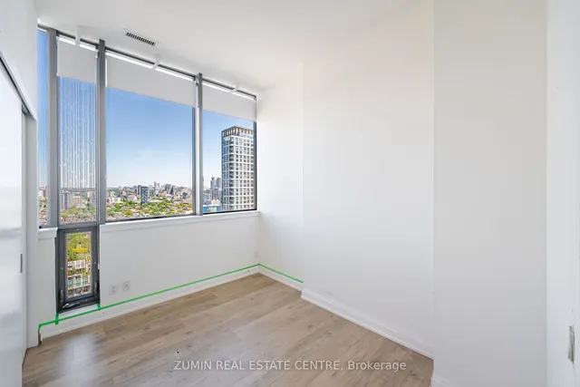 Additional image 14 of 8 Charlotte St Unit 3502