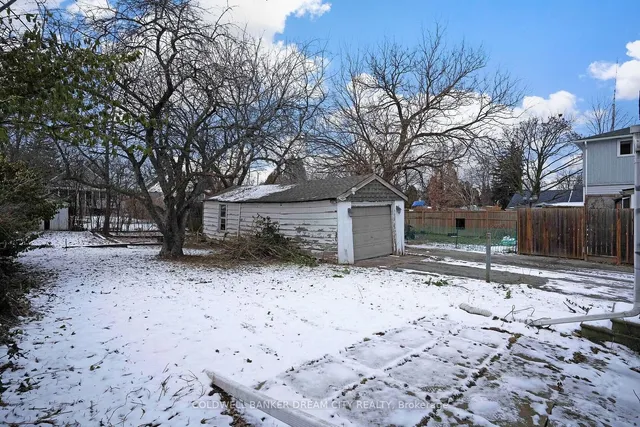 Additional image 40 of 528 UPPER WENTWORTH St