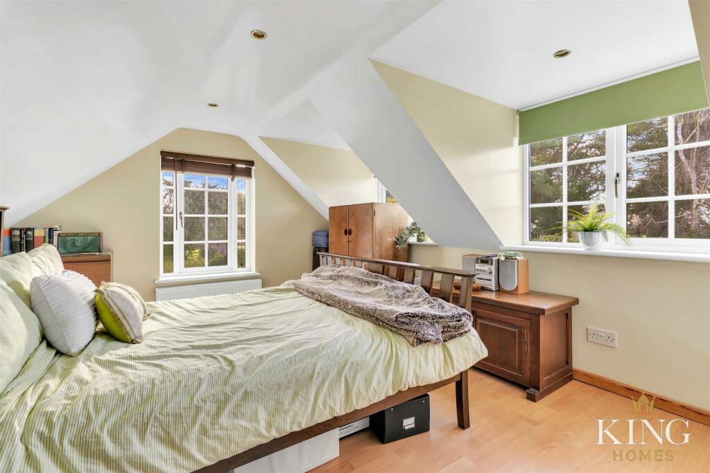 Additional image 15 of Evesham Road, Weethley, Alcester