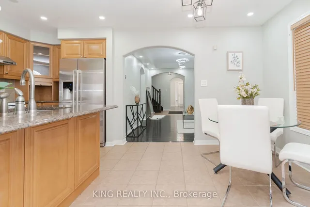 Additional image 16 of 54 COACHLIGHT Cres