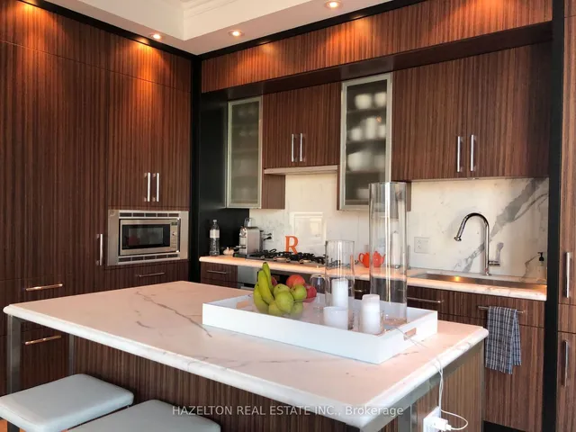 Additional image 11 of 55 Scollard St Unit 701