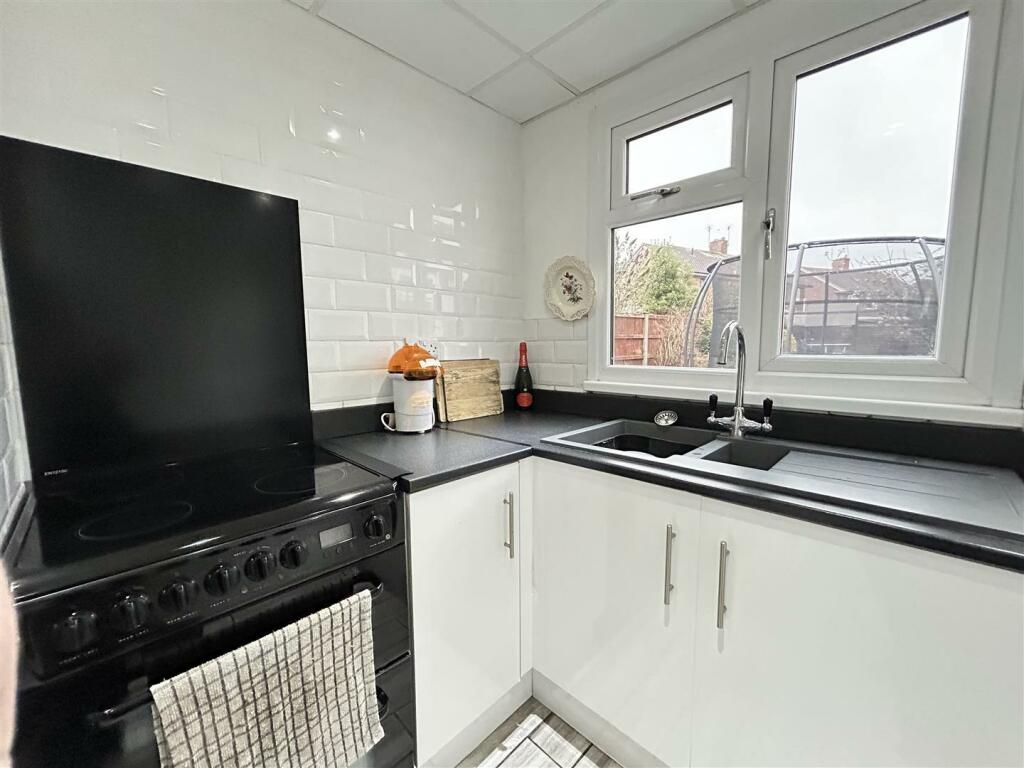 Additional image 17 of Frankley Avenue, Halesowen