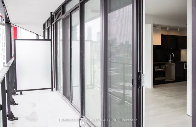 Additional image 11 of 125 Peter St Unit 2204