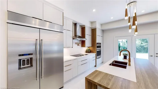 Additional image 21 of 382A Southcote Rd