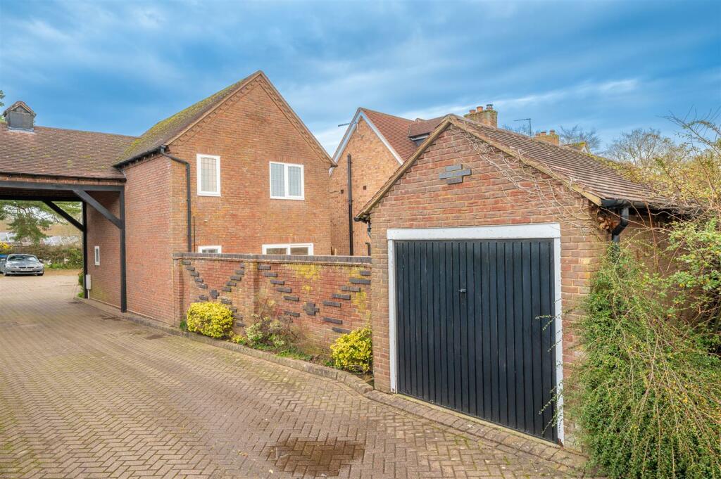 Additional image 19 of Old Warwick Road