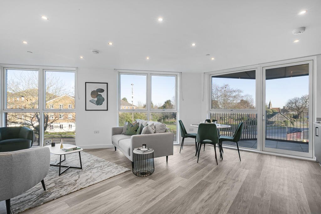 Additional image 8 of Corner House, Town Centre, Hatfield, Hertfordshire, AL10