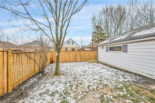 Additional image 46 of 367 East 28th St