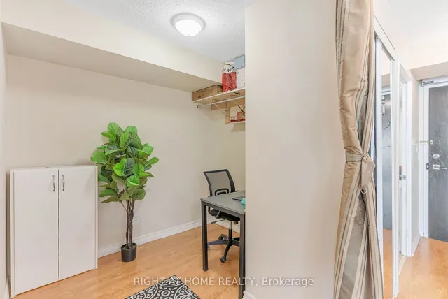 Additional image 24 of 231 Fort York Blvd Unit 1807