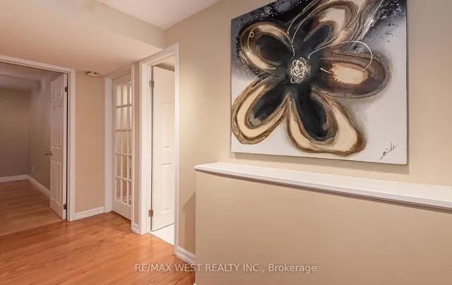 Additional image 24 of 44 Regentview Dr