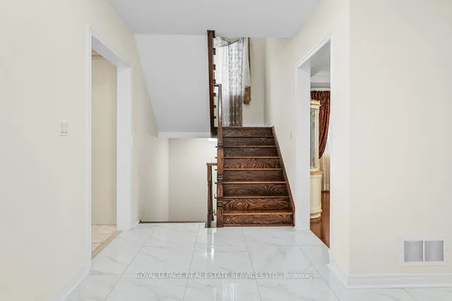 Additional image 16 of 1387 Ferncrest Rd