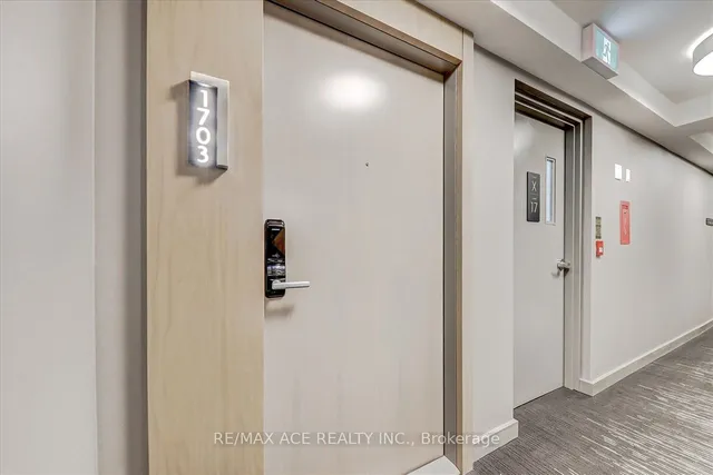 Additional image 9 of 575 Bloor St Unit 1703