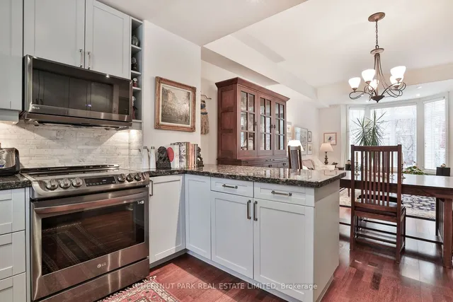 Additional image 17 of 27 Shaftesbury Ave