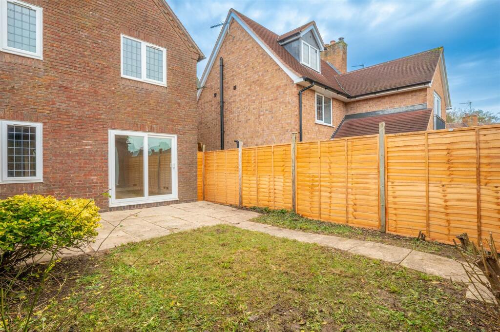 Additional image 18 of Old Warwick Road