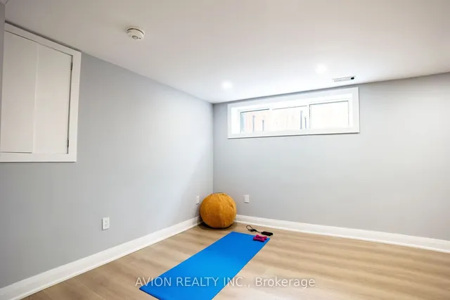 Additional image 32 of 43 Haileybury Dr